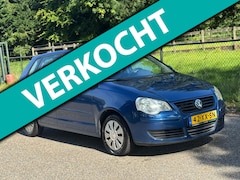 Volkswagen Polo - 1.4-16V Optive /Airco/5-Deurs/