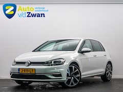 Volkswagen Golf - 1.0 TSI Comfortline Acc/Massage/CarPlay