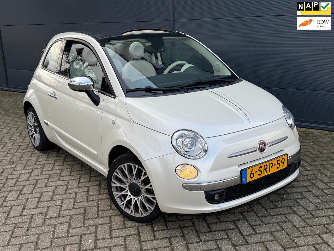 Fiat 500 C - 0.9 TwinAir Rock/Airco/bluetooth/panorama/parkeersensoren - AutoWereld.nl