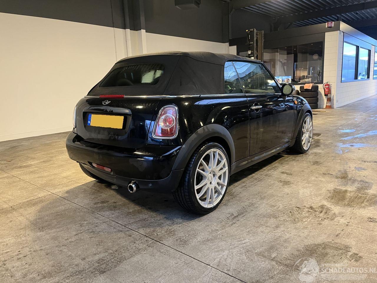 MINI Cabrio - Cooper 1.6 One Chili