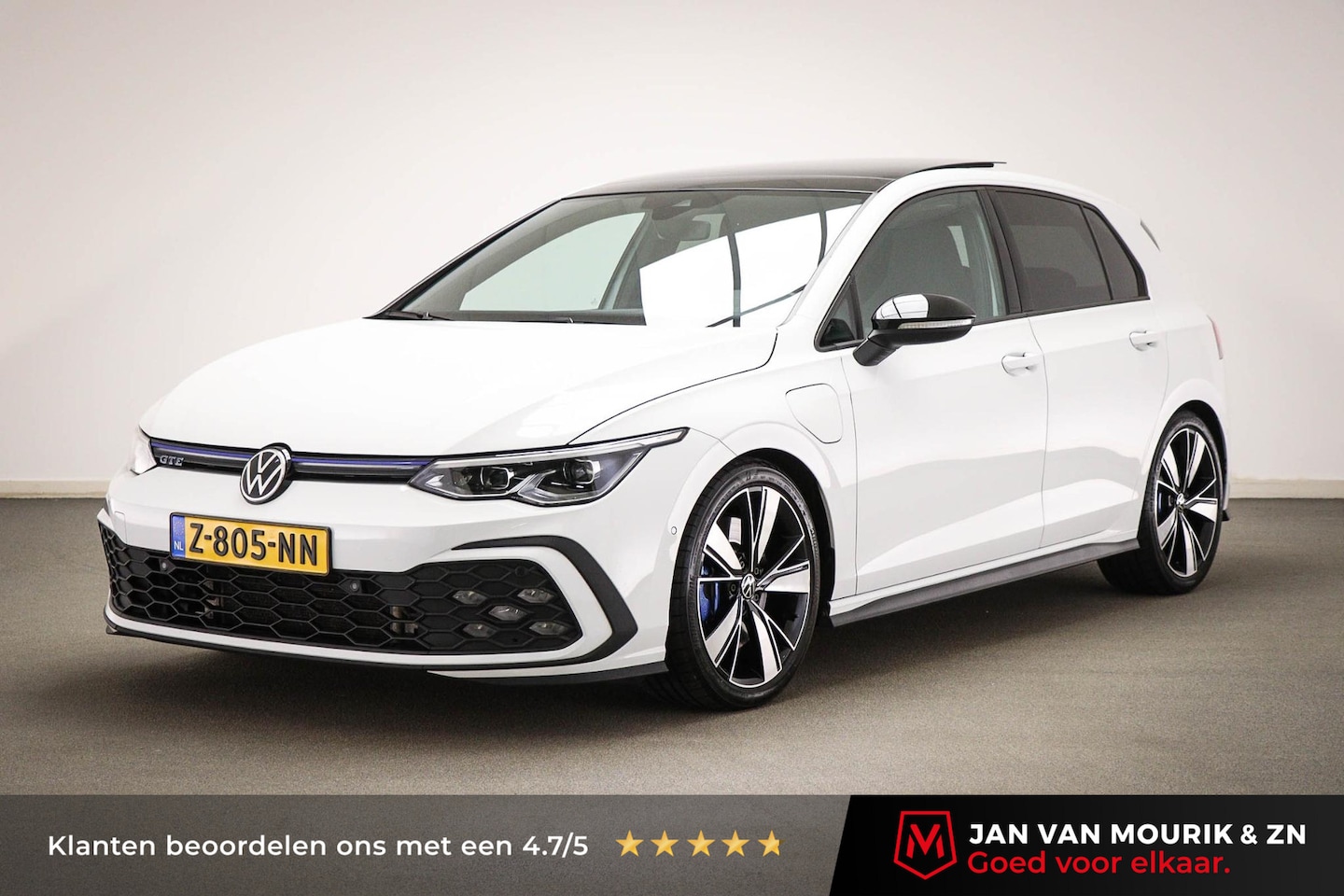 Volkswagen Golf - 1.4 eHybrid GTE | CUSTOM UITLAAT | WINTER / ASSISTENTIE- PACK | PANORAMADAK | TREKHAAK | 1 - AutoWereld.nl