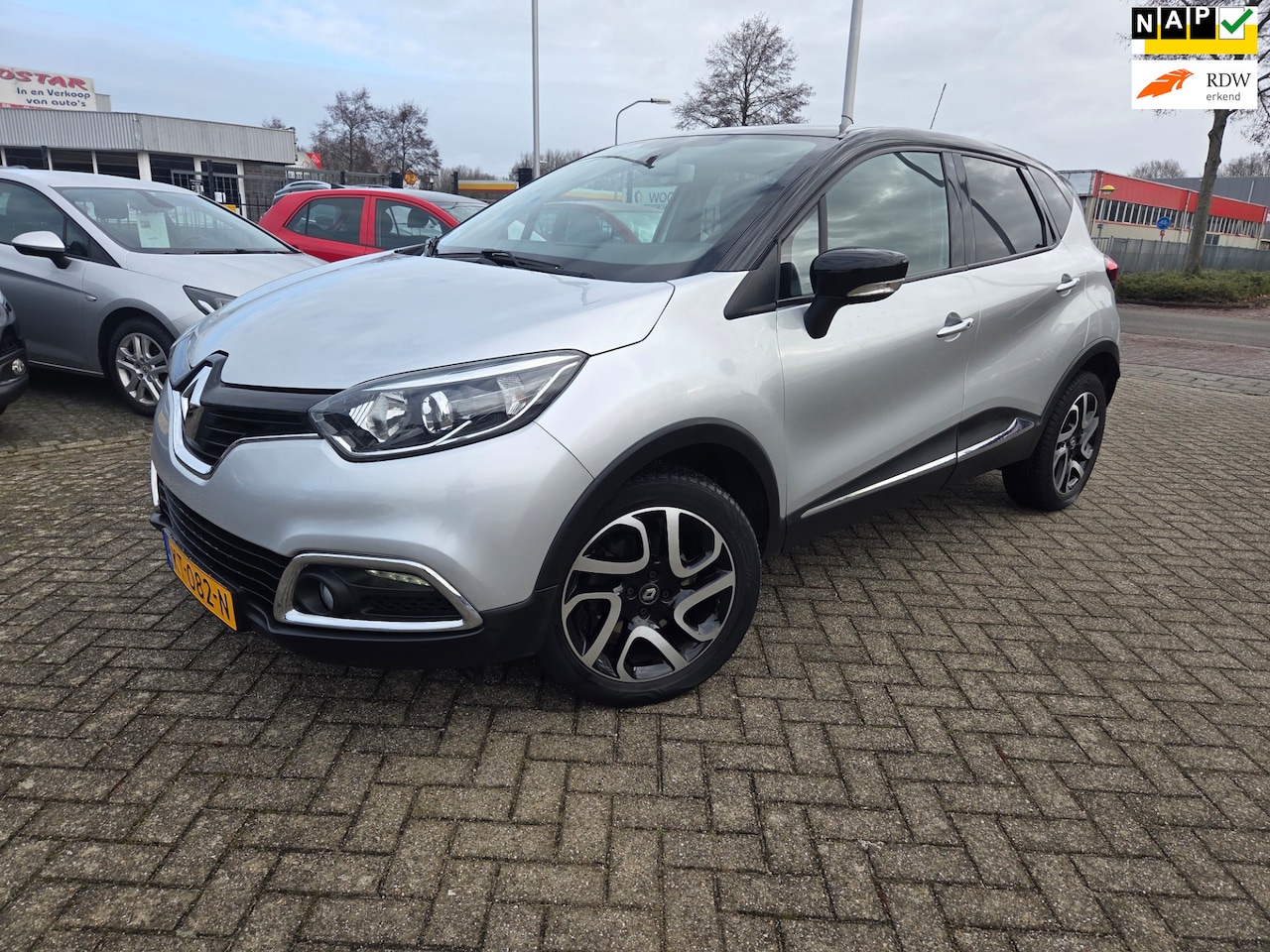 Renault Captur - 1.2 TCe Dynamique/CAMERA/DEALER ONDERHOUD/CRUIS CONTROL - AutoWereld.nl
