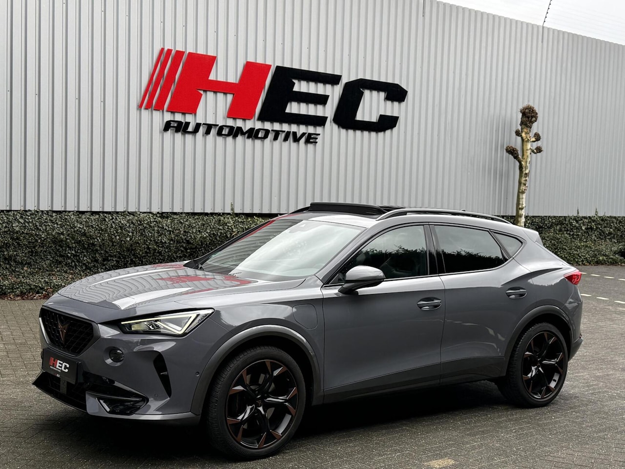 CUPRA Formentor - 1.4 e-Hybrid VZ Perf. PANO|Keyless|Trekhaak - AutoWereld.nl