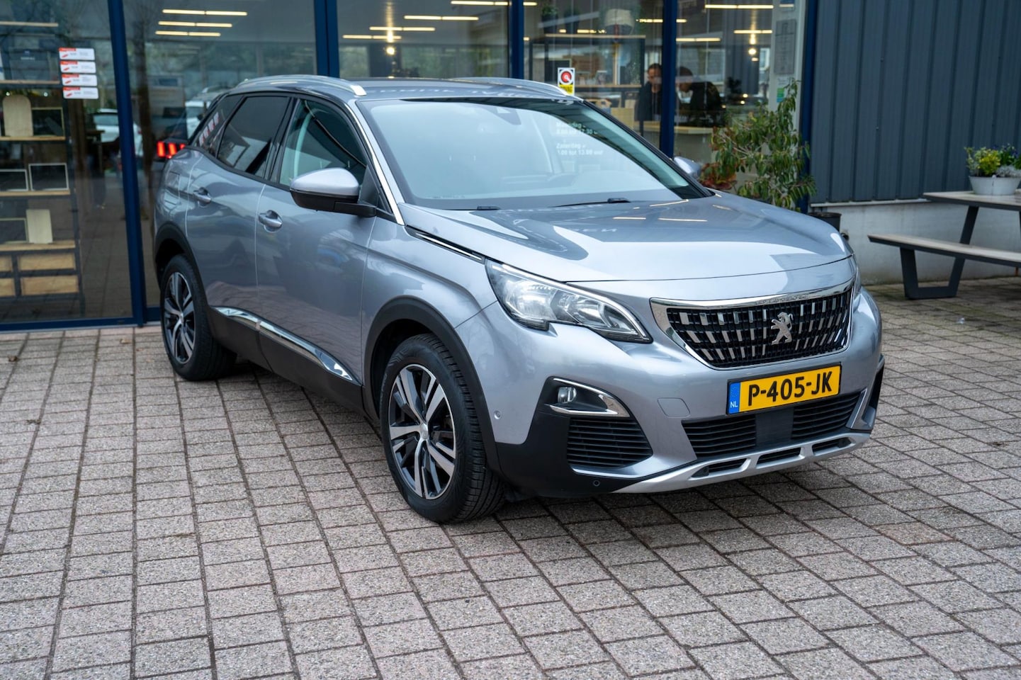 Peugeot 3008 - 1.2 PureTech Allure |Prijs rijklaar incl 12 mnd garantie| Navi Camera Blind spot - AutoWereld.nl