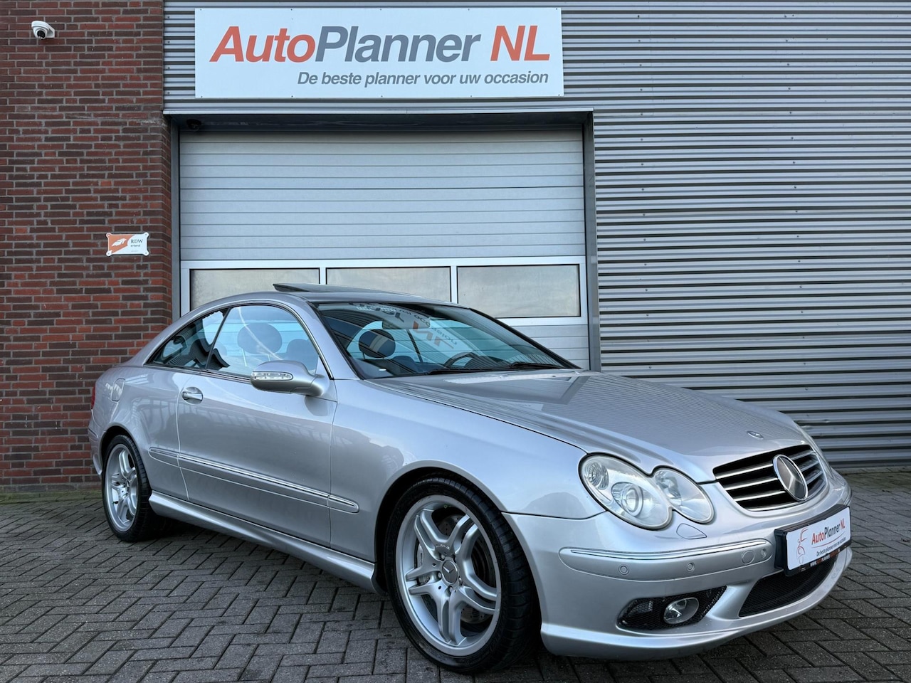 Mercedes-Benz CLK-klasse Coupé - AMG 55! 367PK! Leder! Navi! - AutoWereld.nl