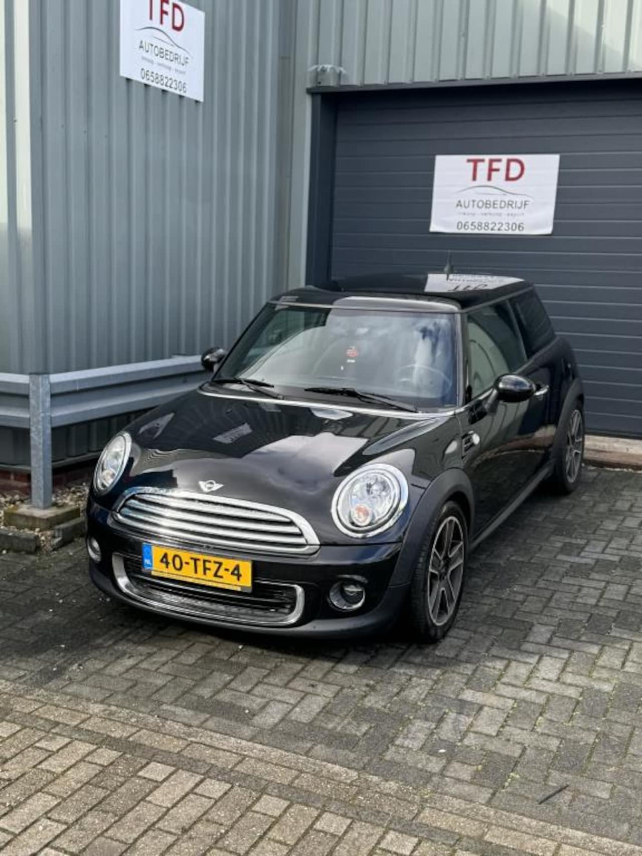 MINI One - Mini 1.6 Red Hot - AutoWereld.nl