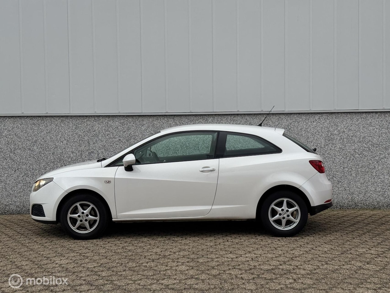 SEAT Ibiza - 1.2 Sportline / CarPlay - AutoWereld.nl