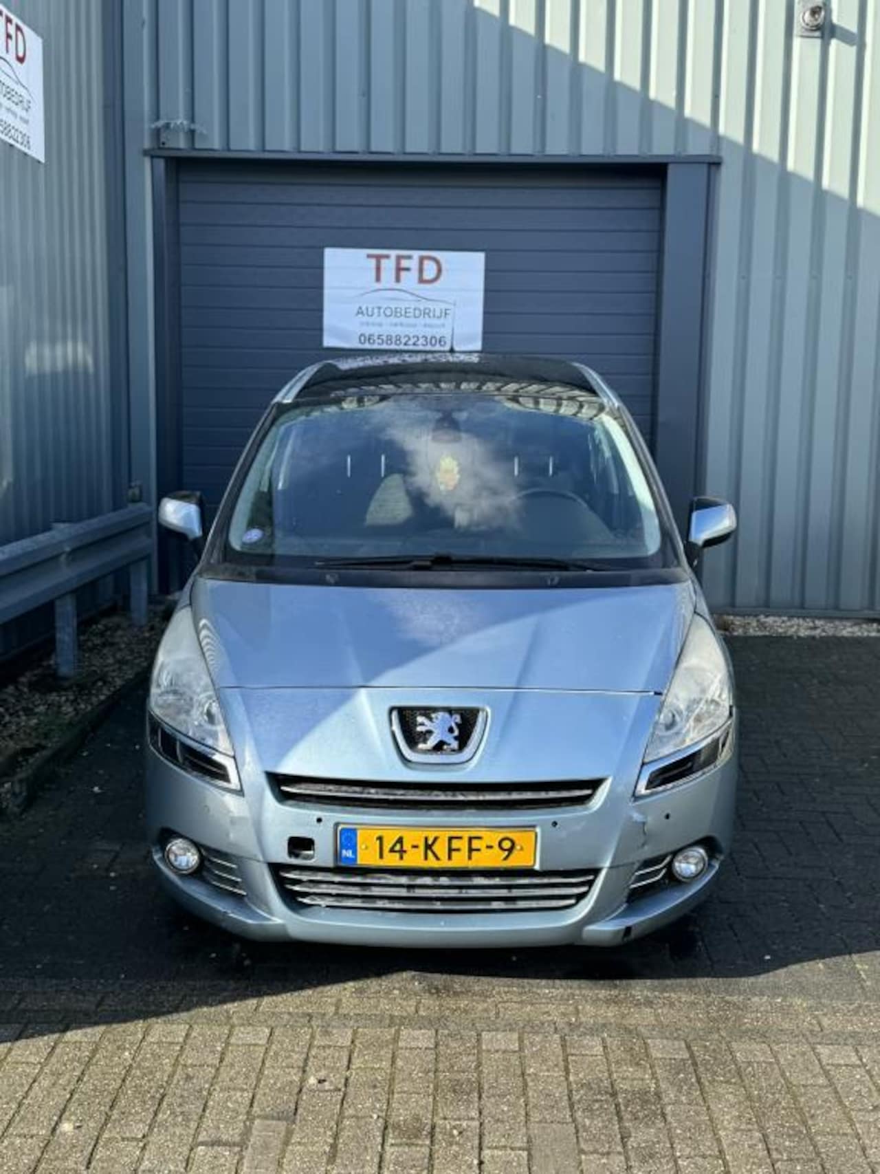 Peugeot 5008 - 1.6 THP ST Premiere 7p. 1.6 THP ST Premiere 7p. - AutoWereld.nl