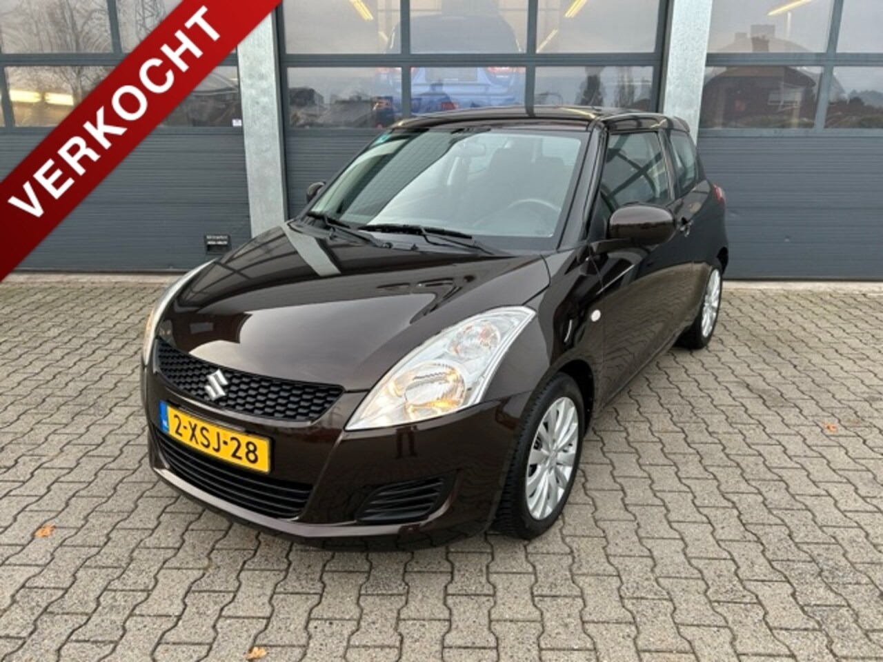 SUZUKI SWIFT