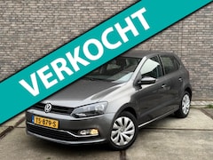 Volkswagen Polo - 1.2 TSI Comfortline Business R Automaat Carplay Camera