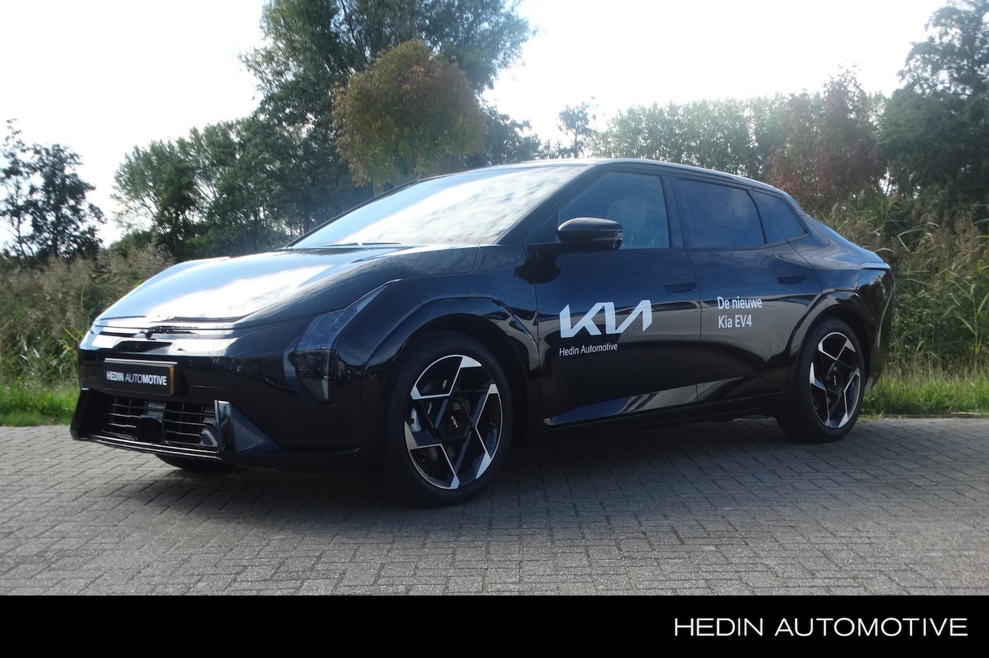 Kia EV4 Fastback - GT-PlusLine 81.4 kWh | Panoramadak | Stoelverwarming en -ventilatie | Camera | Adaptieve C - AutoWereld.nl