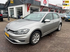 Volkswagen Golf - 1.0 TSI Comfortline PDC/adapt.cruise/carplay/trekhaak