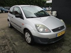 Ford Fiesta - 1.3-8V Cool & Sound APK 9-2026