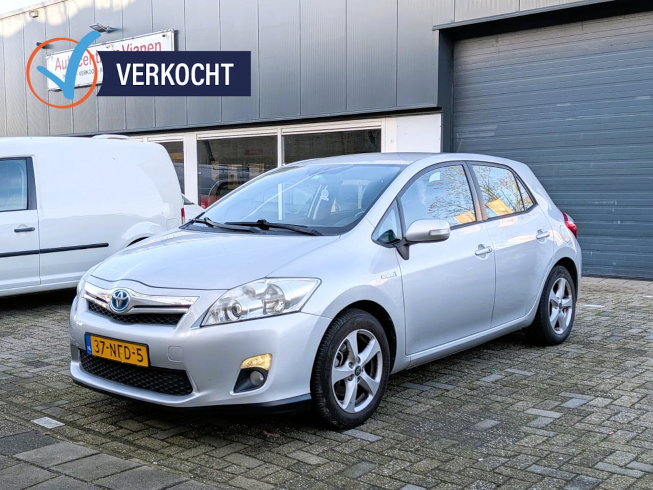 Toyota Auris - 1.8 Full Hybrid Executive APK NAP - AutoWereld.nl