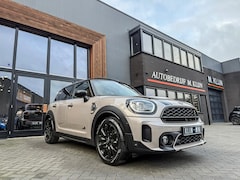 MINI Countryman - Cooper S E ALL4 Yours Rooftopgrey aut 220pk/Pano/Hk/Camera/Vol/Btw