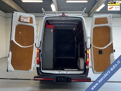 Mercedes-Benz Sprinter - Automaat 211 2.2 CDI L2H2 3Persoons, Imperiaal + Trap, Kast, M-BUX, Trekhaak, RIJKLAARPRIJ