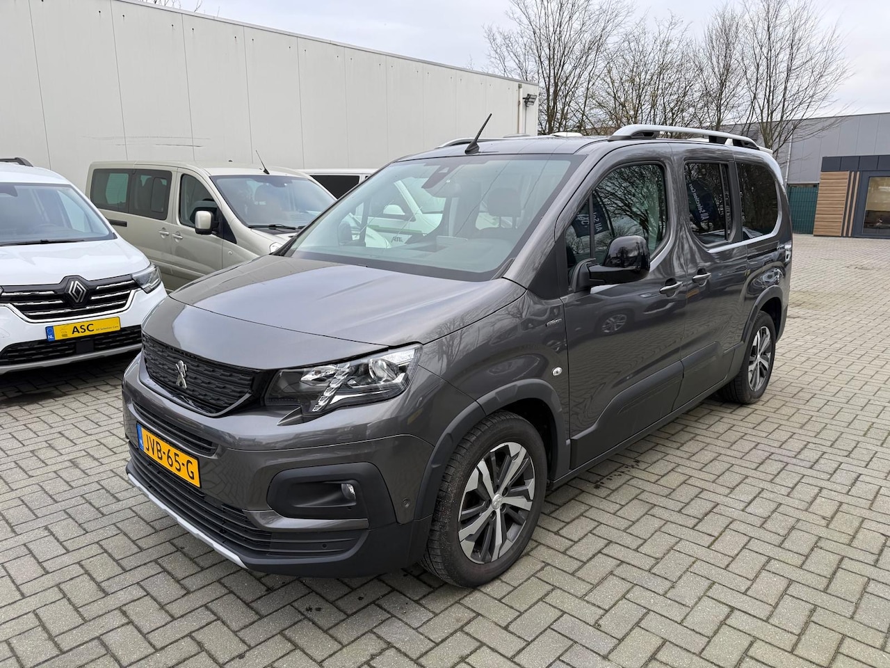 Peugeot Rifter - L2 lang - GT-Line Automaat - Rolstoelauto 5+1 - Alle opties - Bodemverlaging - Rolstoelver - AutoWereld.nl