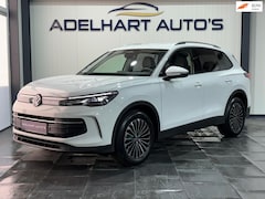 Volkswagen Tiguan - 1.5 eTSI Life Edition Automaat / Navigatie full map / Camera / Cruise control / Climate co