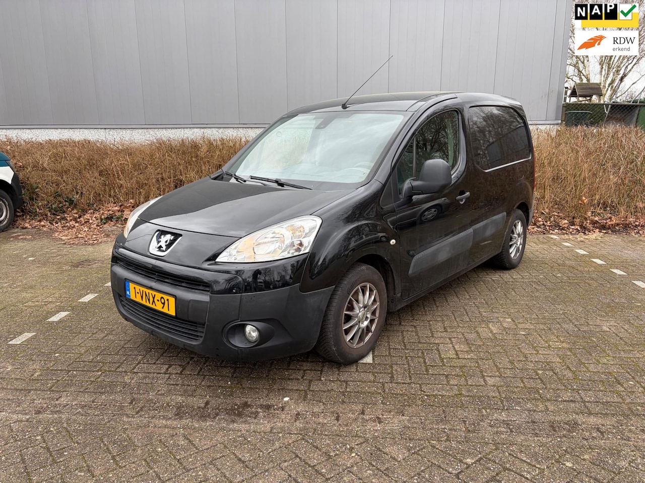 Peugeot Partner - 120 1.6 HDI L1 XT Profit + Airco - AutoWereld.nl