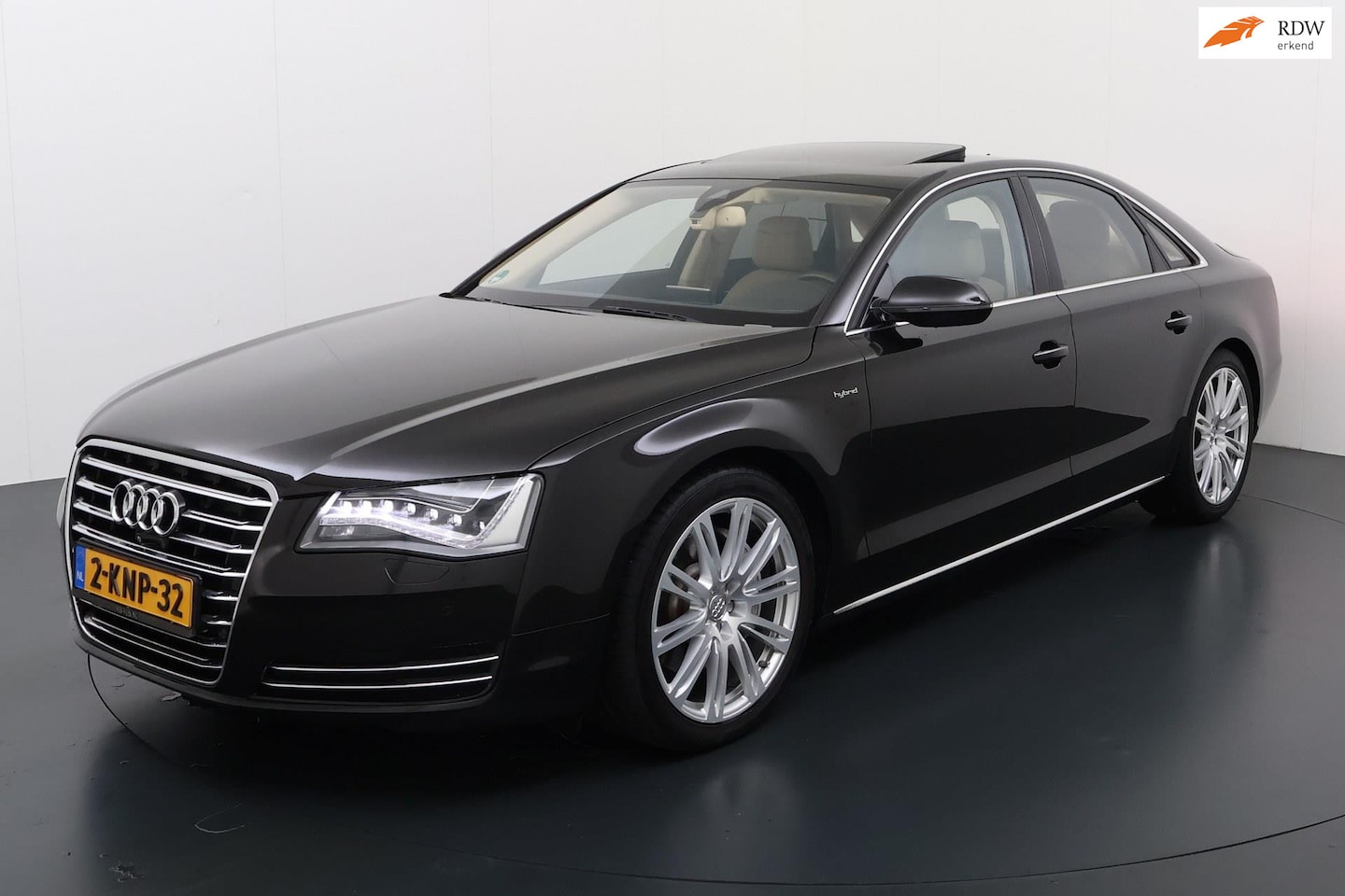 Audi A8 - 2.0 TFSI Hybrid Pro Line+ softclose, massagestoelen, panoramadak - AutoWereld.nl