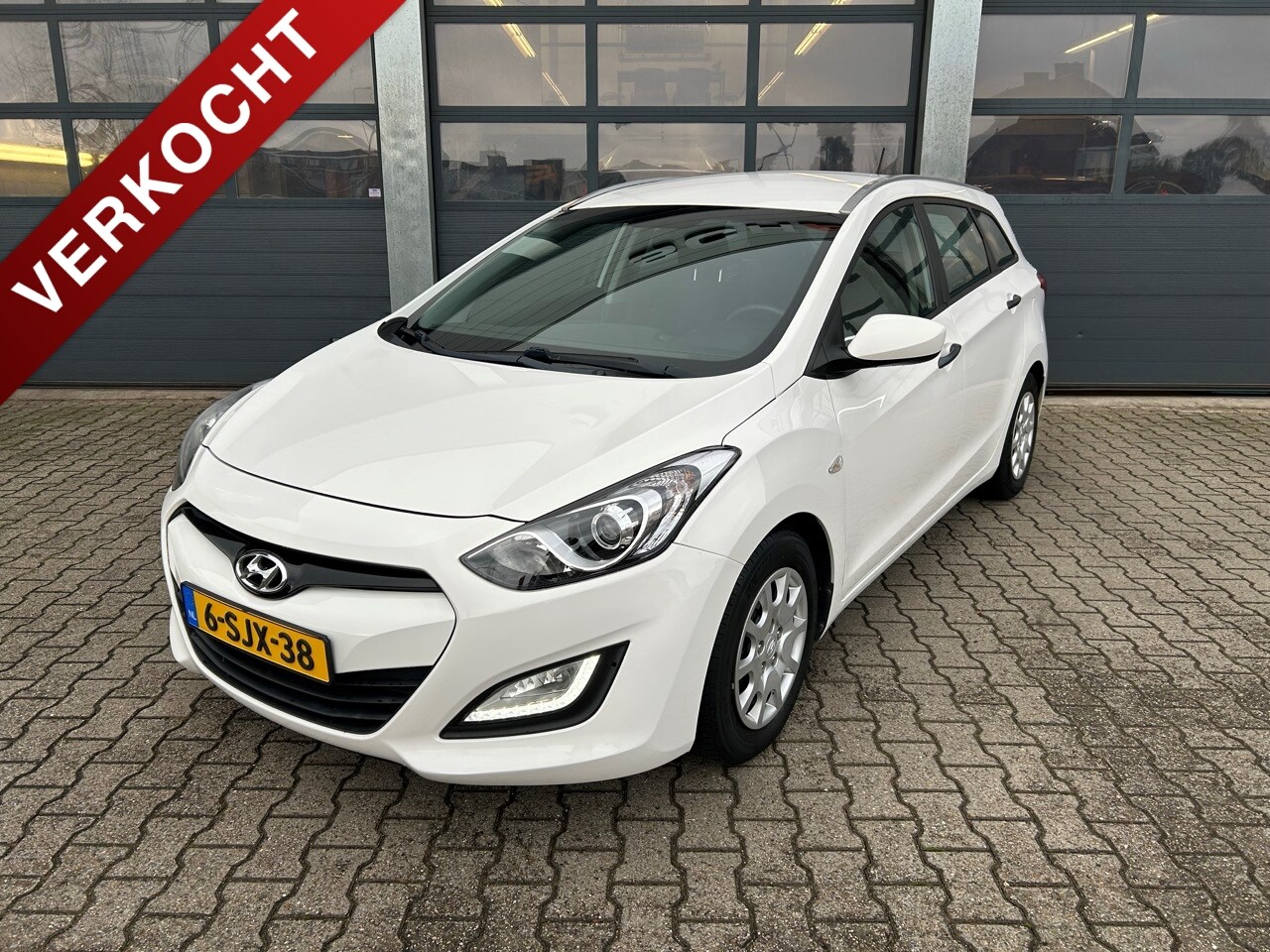 Hyundai i30 - 1.6 GDi Blue 135pk i-Drive Cool - AutoWereld.nl