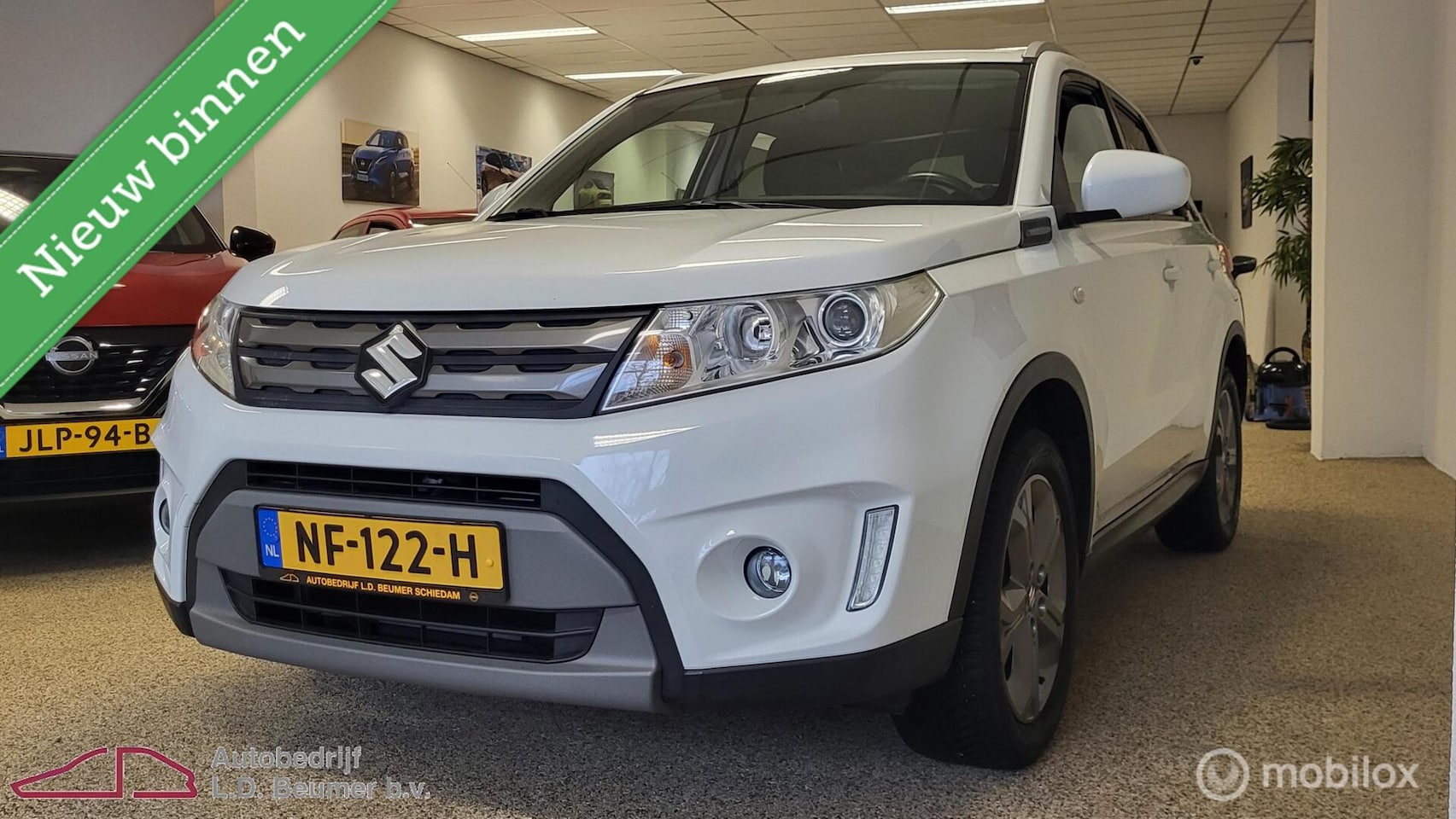 Suzuki Vitara - 1.6 Exclusive *NL, NAVI, CAMERA, RIJKLAARPRIJS!* - AutoWereld.nl