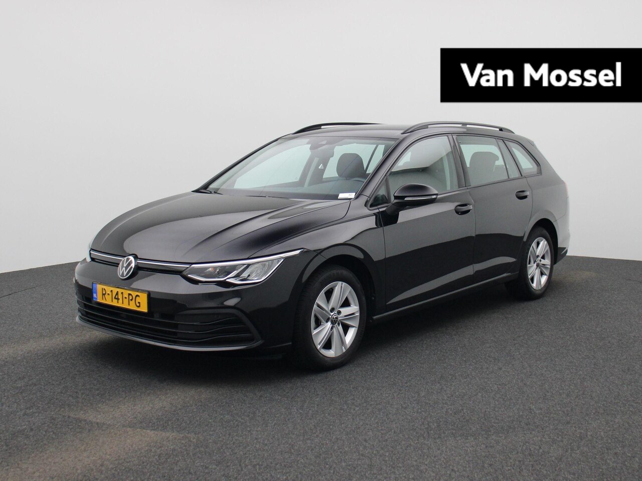 Volkswagen Golf Variant - 1.0 TSI Life 110 PK | Airco | Navigatie | Adaptieve Cruise Control | Lane Assist | Parkeer - AutoWereld.nl