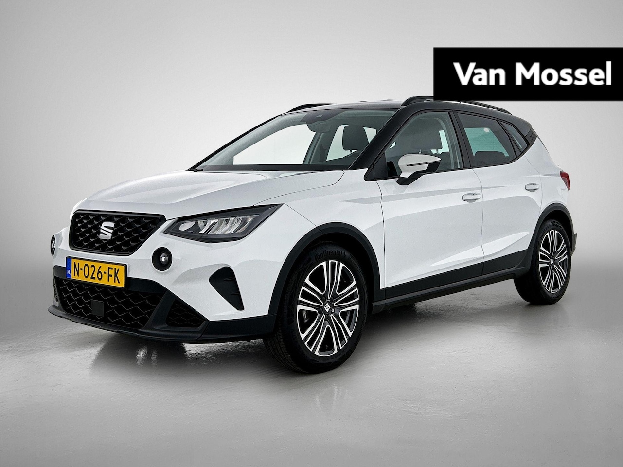 SEAT Arona - 1.0 TSI Style Business Intense | NAVIGATIE | STOELVERWARMING | PARKEERSENSOREN | DIGITAAL - AutoWereld.nl