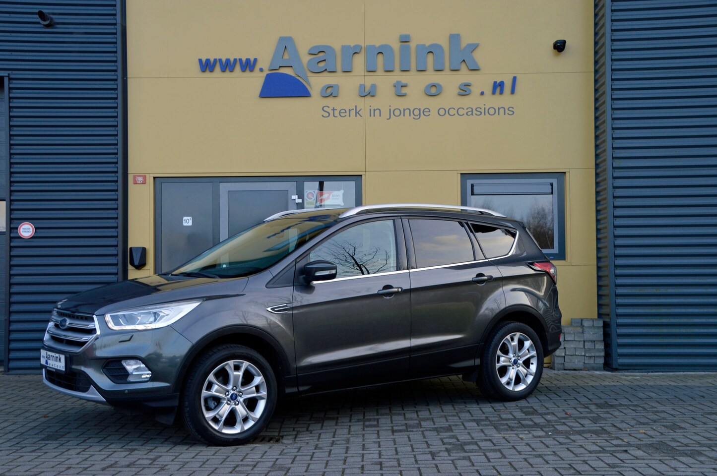 FORD KUGA