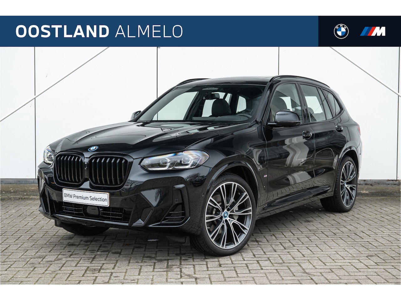 BMW X3 - xDrive30e High Executive M Sport Automaat / Panoramadak / Sportstoelen / Adaptieve LED / P - AutoWereld.nl