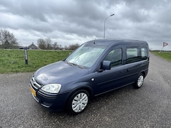 Opel Tour - 1.4-16V Essentia