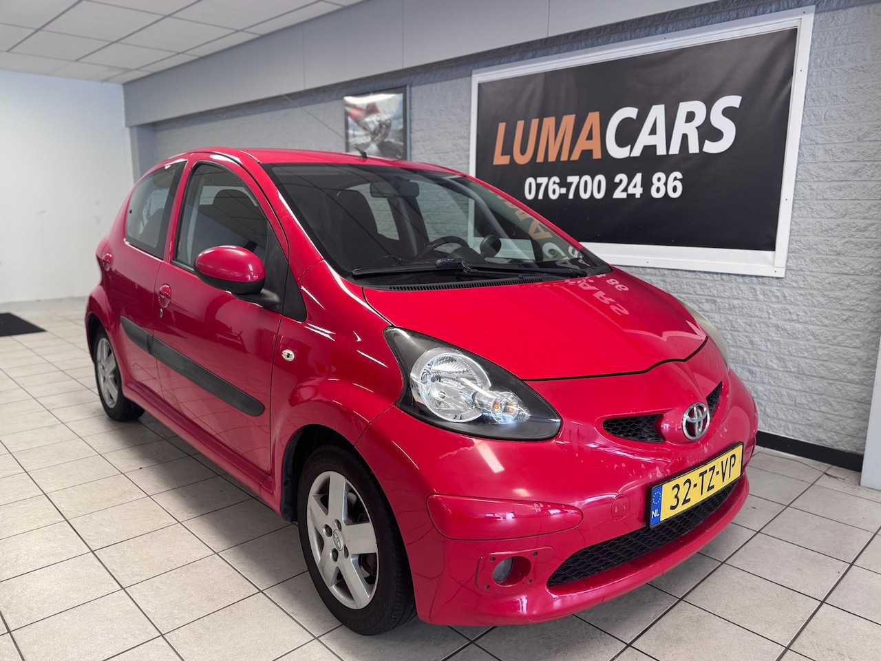 Toyota Aygo - 1.0-12V Sport | Carplay | Airco | 5 deurs| - AutoWereld.nl