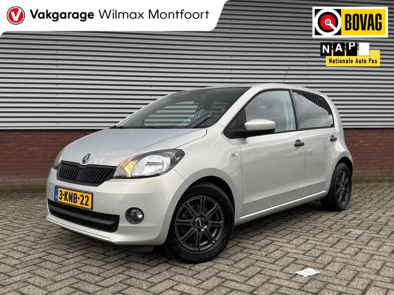 Skoda Citigo - 1.0 Greentech Elegance|Airco|Navi|Elek.ramen|Getint glas|5Deurs|Centrale deurvergrendeling - AutoWereld.nl