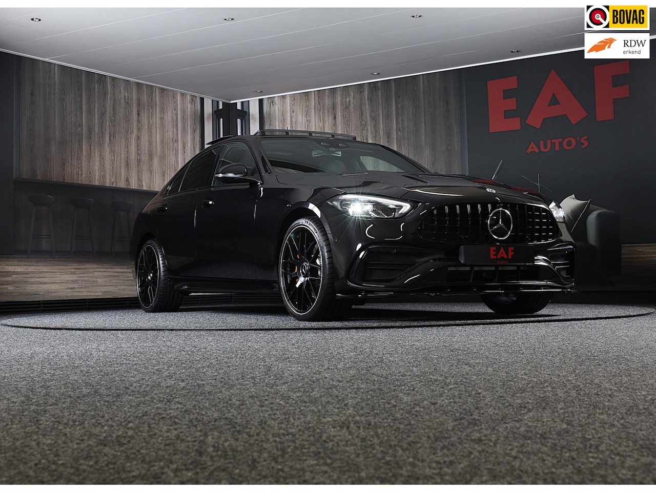 Mercedes-Benz C-klasse - 300 e AMG Line / Head Up / Camera / Acc / Lane Assist / Dode Hoek / Elek Stoelen / Memory - AutoWereld.nl