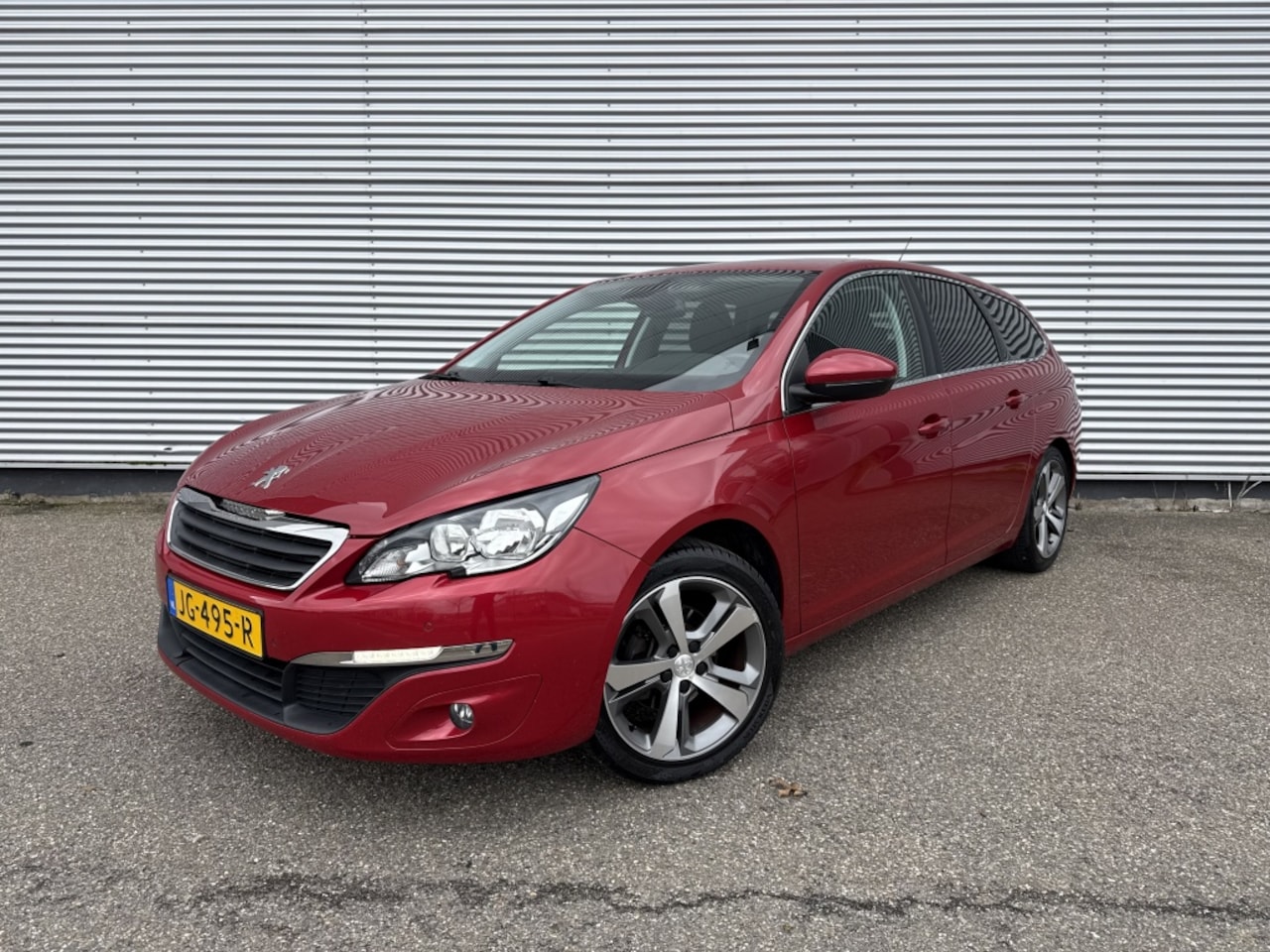 Peugeot 308 - 1.2 PureTech Allure 131PK Trekhaak Camera Led Cruise Airco 17" - AutoWereld.nl