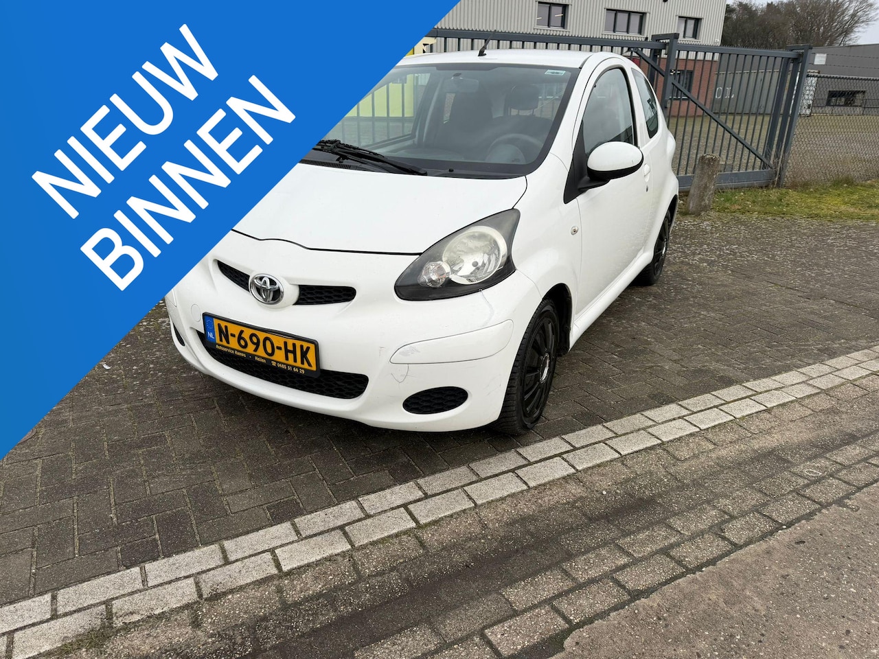 Toyota Aygo - 1.0-12V Access 1.0-12V Access - AutoWereld.nl