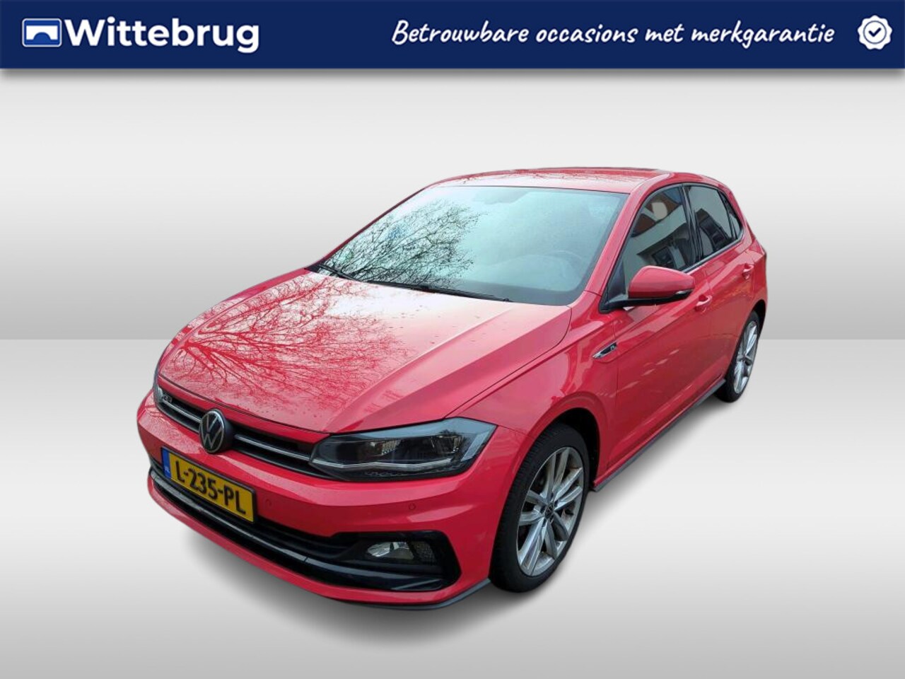Volkswagen Polo - 1.0 TSI R-Line / AUTOMAAT/ BEATS AUDIO/ CAMERA/ PARK. SENSOREN/ LED/ DIGITAL DASHBOARD/ NA - AutoWereld.nl