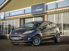 Ford Fiesta - 1.4 Titanium | Trekhaak | voorruitverwarming | PDC | Bluetooth | El. inklapbare spiegels