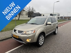 Mitsubishi Outlander - 2.4 Instyle|1e Eigenaar | 7P | 4WD | NAP |Dealer onderhouden