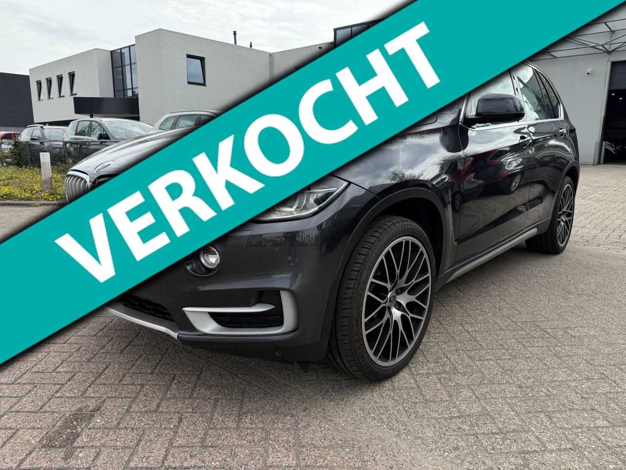 BMW X5 - XDrive30d High Executive Bj 2014 Pano Xenon Led Camera V+A Vol Vol Vol - AutoWereld.nl