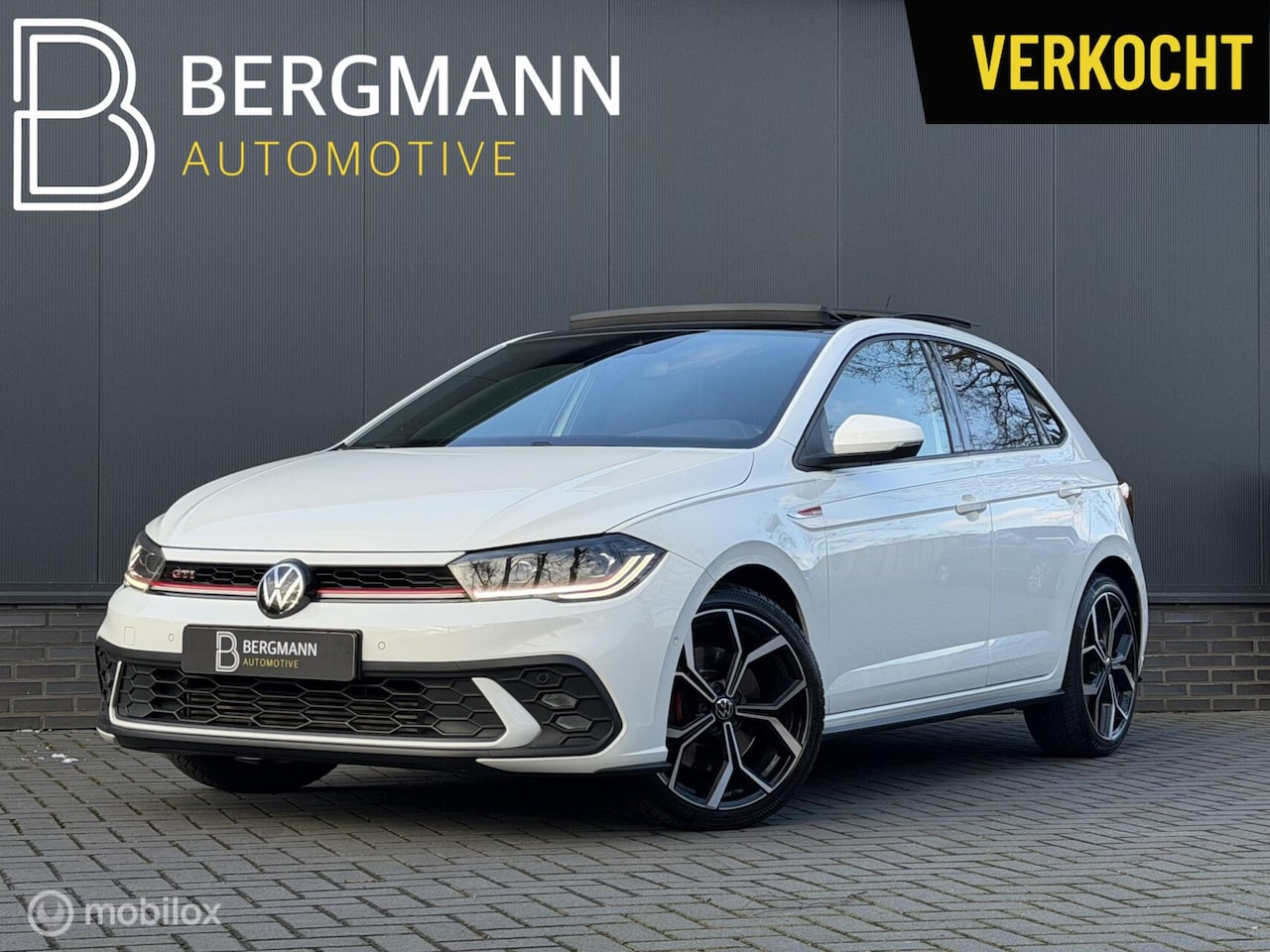 Volkswagen Polo - 2.0 TSI GTI|IQ|Pano|Beats|Keyless|ACC|Dealer - AutoWereld.nl