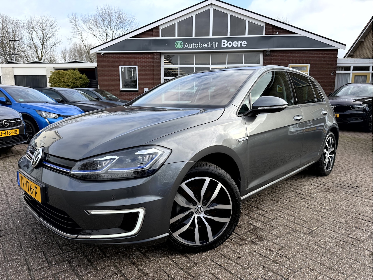 Volkswagen e-Golf - e-Golf SOH 94%, 17''Lmv, Camera, App Connect - AutoWereld.nl