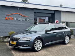 Skoda Superb Combi - 1.4 TSI ACT AUT pano ACC 19" NAP NL-auto