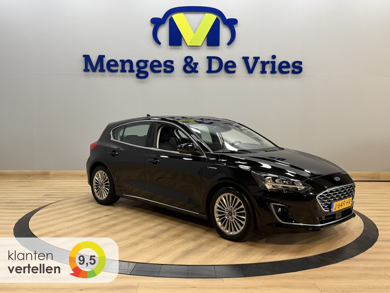 Ford Focus - 1.5 EcoBoost Vignale Airco ECC | LED | Adaptive Cruise  | Camera | Leder | Apple Carplay | - AutoWereld.nl