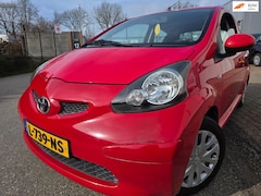 Toyota Aygo - 1.0-12V