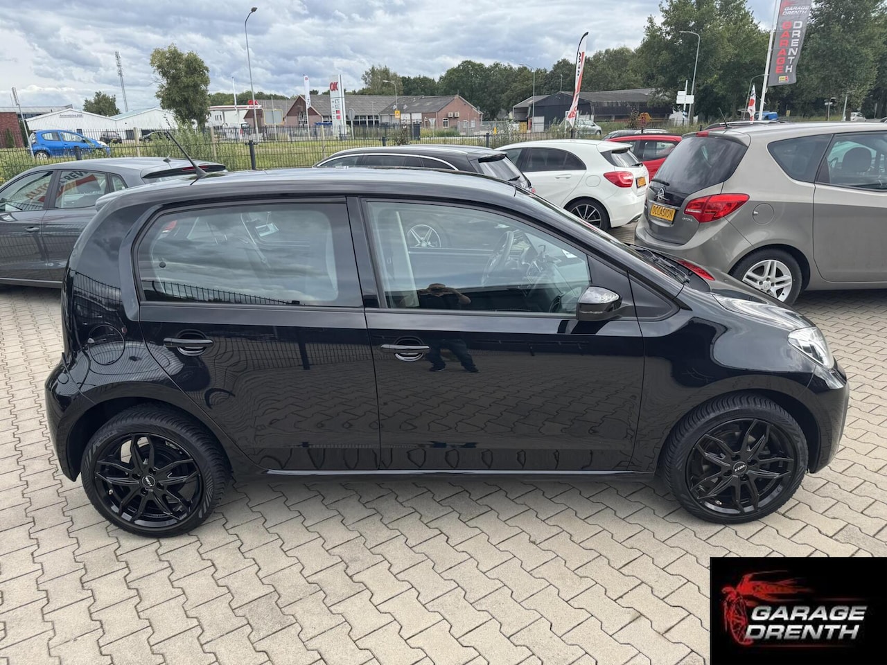 Volkswagen Up! - 1.0 BMT move up! Airco + Lm velgen, topstaat - AutoWereld.nl