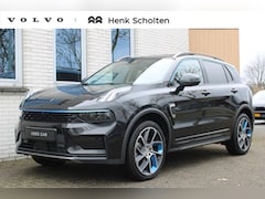 Lynk & Co 01 - 1.5 | Automaat | Panoramadak | Parkeercamera | Parkeersensoren voor + achter | Adaptive cr