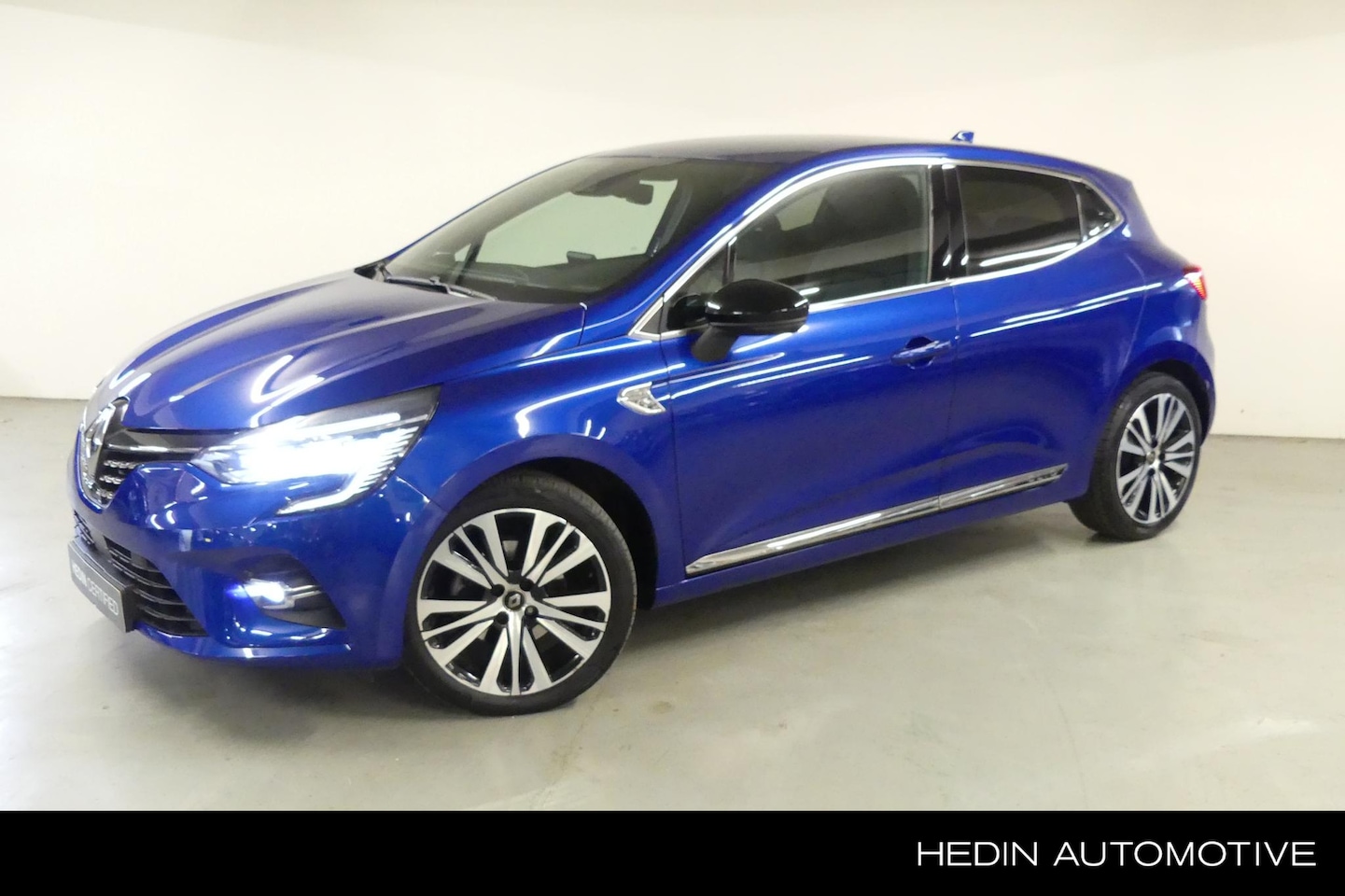 Renault Clio - TCe 130 EDC Initiale Paris | Automaat | Leder | Camera | BOSE Premium Sound | Stoelverwarm - AutoWereld.nl