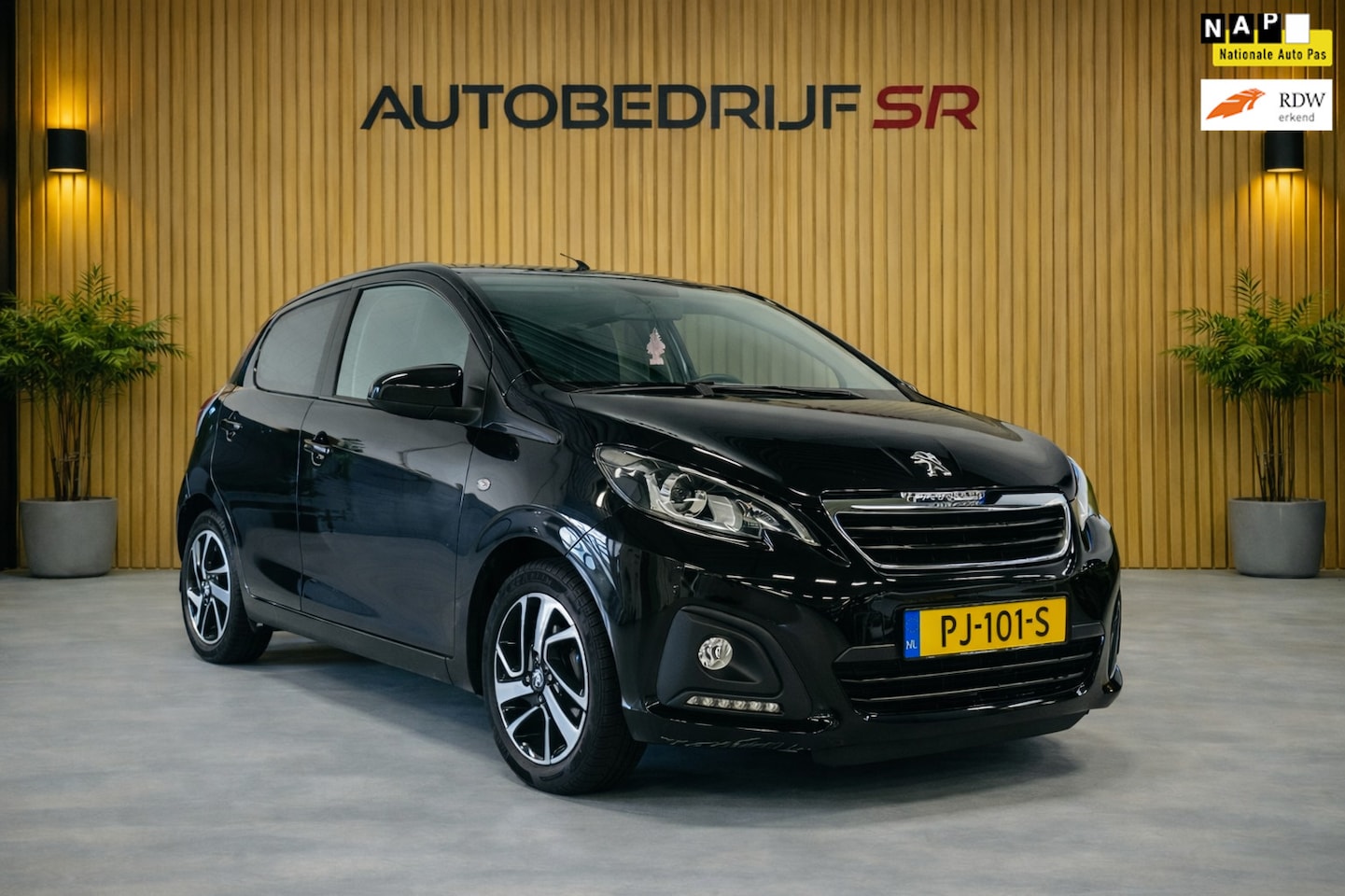 Peugeot 108 - 1.0 e-VTi Active 5 Drs Airco! NAP! Elektr Ramen! Centr Deurvergr! - AutoWereld.nl
