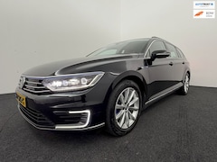 Volkswagen Passat Variant - 1.4 TSI GTE Highline 40km Accubereik CarPlay Adaptief Cruise Lane Assist Nette Auto